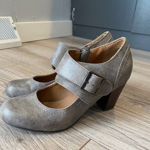 Ankle Heeled Booties